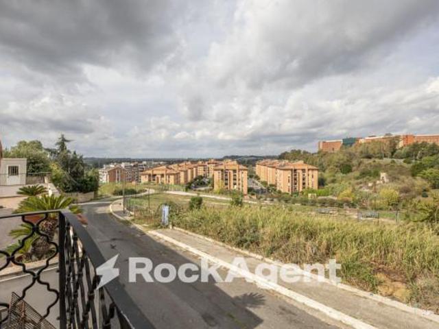 Villa Indipendente in vendita a Municipio Roma XI, Roma Capitale