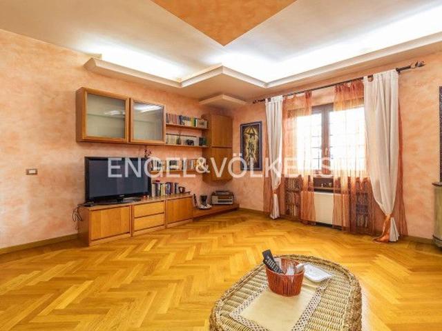 Villa Indipendente in vendita a Finocchio, Roma Capitale