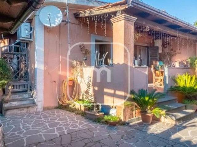 Villa Indipendente in vendita a Valle Castiglione, Roma Capitale