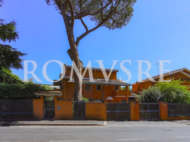 Villa Indipendente in vendita a Axa, Roma Capitale