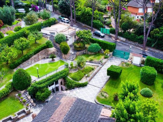 Villa Indipendente in vendita a Casal Lumbroso, Roma Capitale