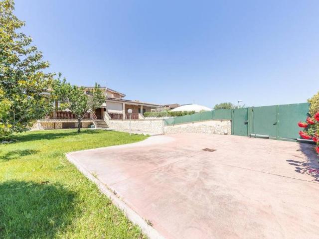 Villa Indipendente in vendita a Castelverde, Roma Capitale