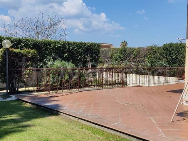 Villa Indipendente in vendita a Municipio Roma VII, Roma Capitale