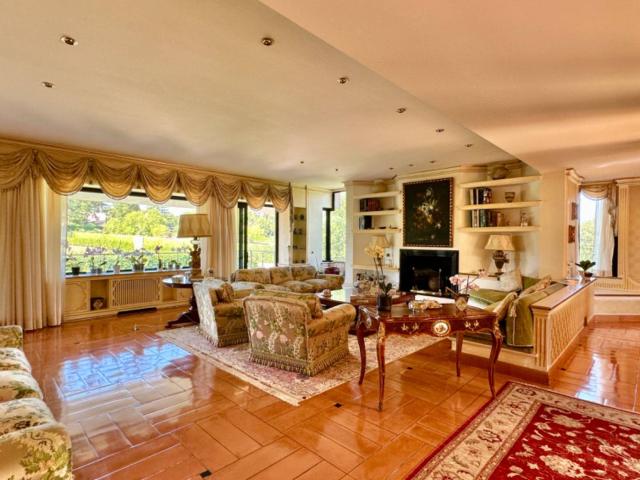 Villa Indipendente in vendita a Olgiata, Roma Capitale