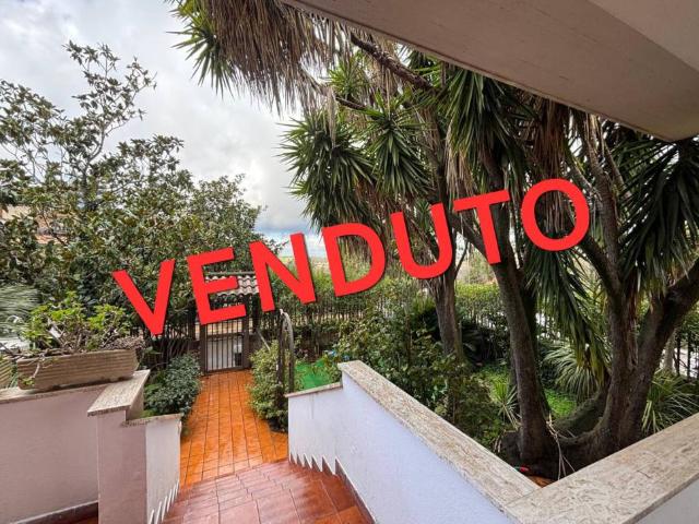 Villa Indipendente in vendita a Piano La Roma, Casoli