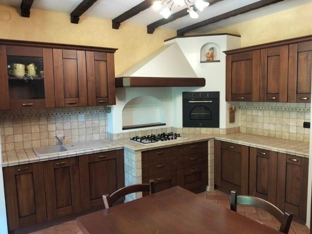 Villa Indipendente in vendita a Alliata, Romagnese