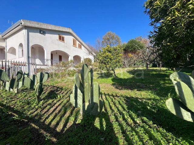 Villa Indipendente in vendita a Casa Roma, Salerno
