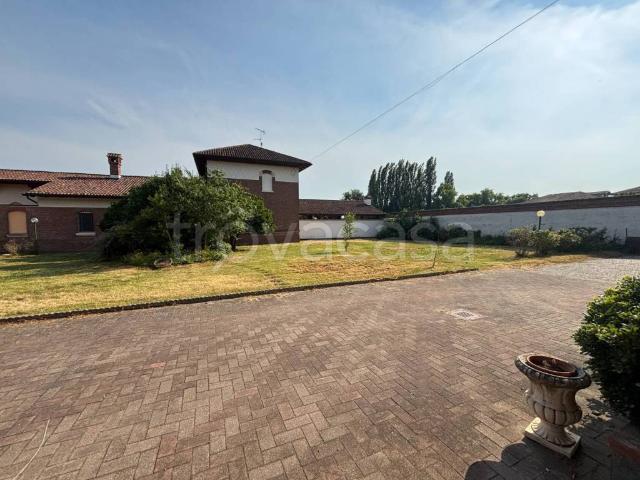 Villa Indipendente in vendita a Piemonte, Vercelli