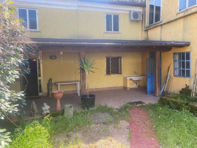 Villa Indipendente in vendita a Salizzole, Verona