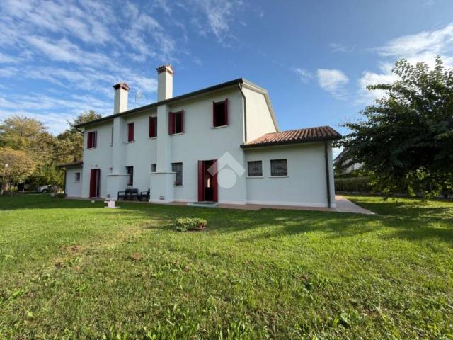 Villa Indipendente in vendita a Sant'Andrea di Barbarana, San Biagio di Callalta