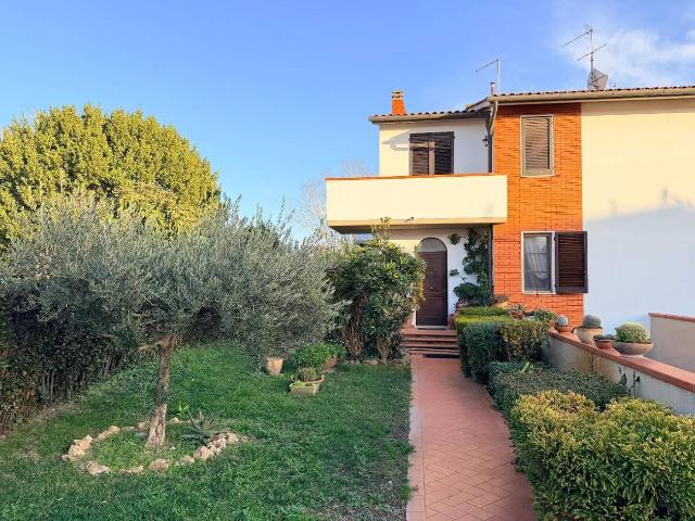 Villa Indipendente in vendita a San Giuliano Terme, Toscana