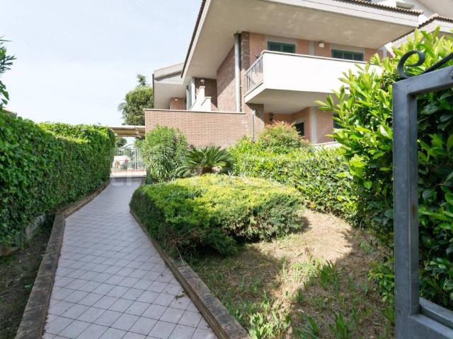 Villa Indipendente in vendita a Città Sant'angelo, Abruzzo