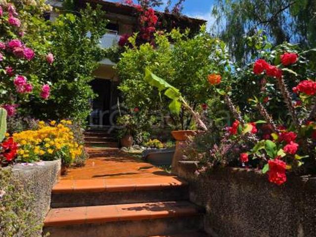Villa Indipendente in vendita a Semaforo, Calabria