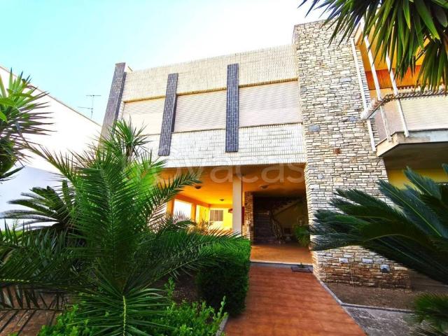 Villa Indipendente in vendita a Puglia, Lecce