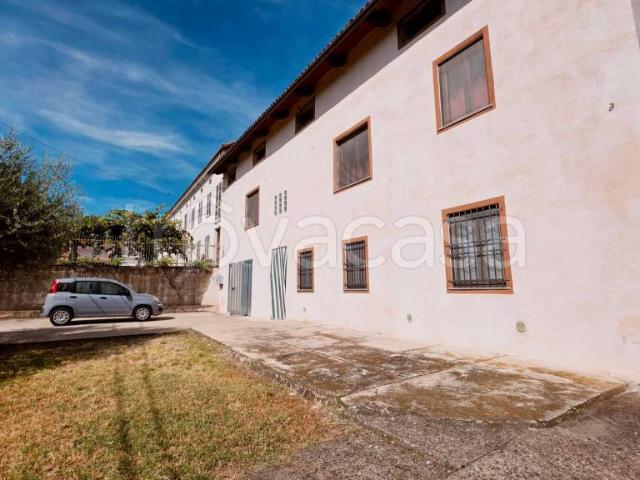 Villa Indipendente in vendita a Piemonte, Asti
