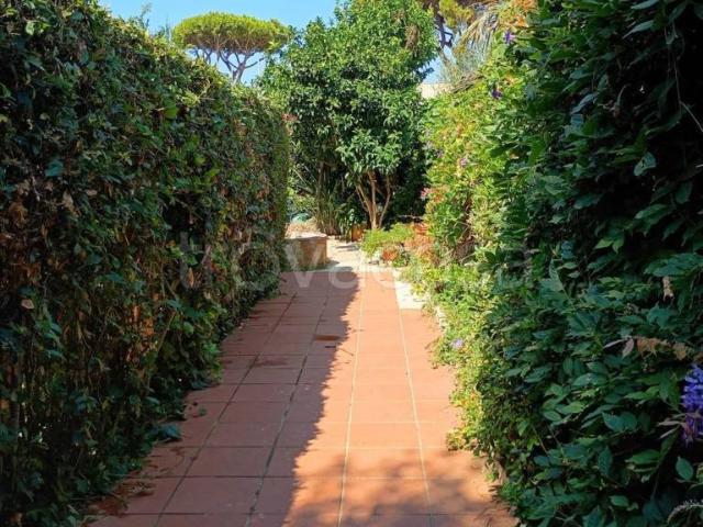 Villa Indipendente in vendita a Roma Capitale, Lazio