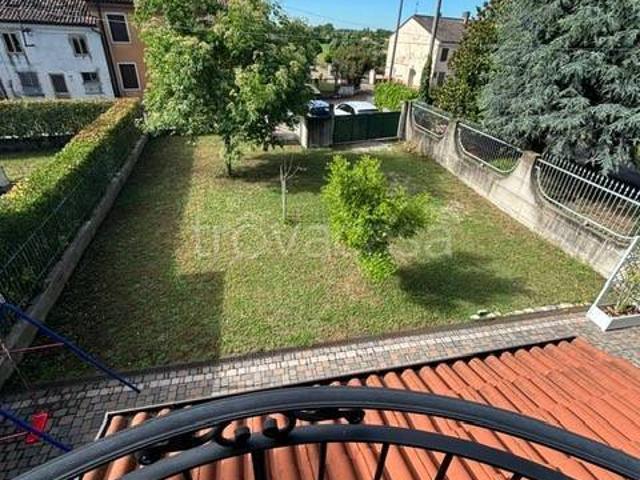 Villa Indipendente in vendita a Zimella, Veneto