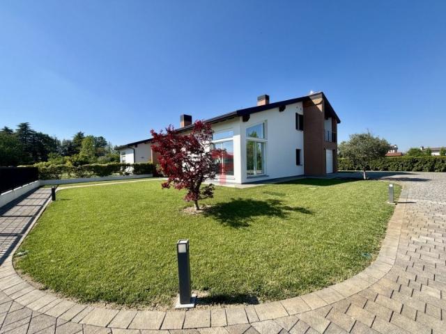 Villa Indipendente in vendita a Saonara, Veneto