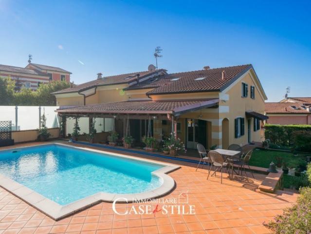 Villa Indipendente in vendita a Bradia, Sarzana