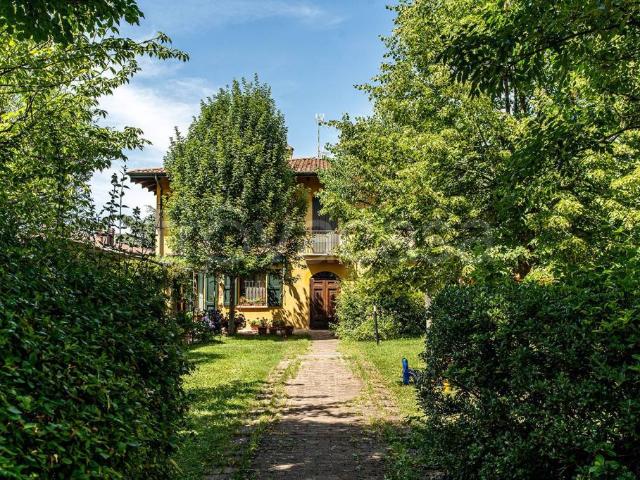 Villa Indipendente in vendita a Unione dei comuni del Distretto Ceramico, Sassuolo