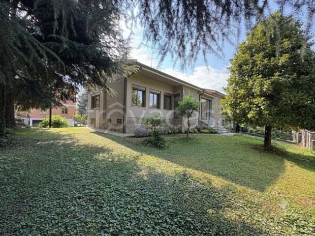 Villa Indipendente in vendita a Unione dei comuni del Distretto Ceramico, Sassuolo