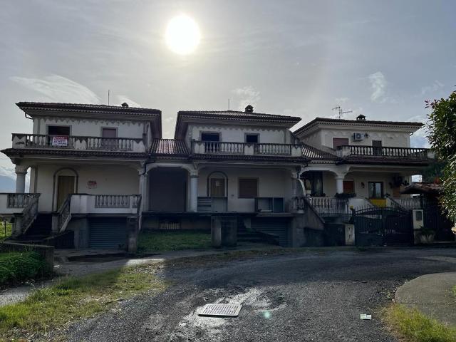 Villa Indipendente in vendita a Pantano, Calabria