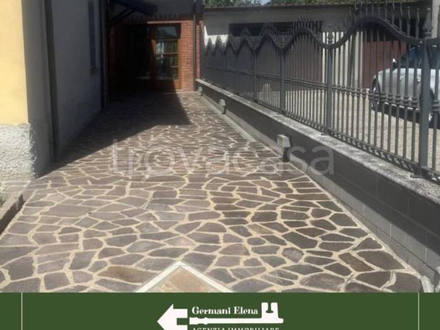 Villa Indipendente in vendita a Scandolara Ravara, Lombardia