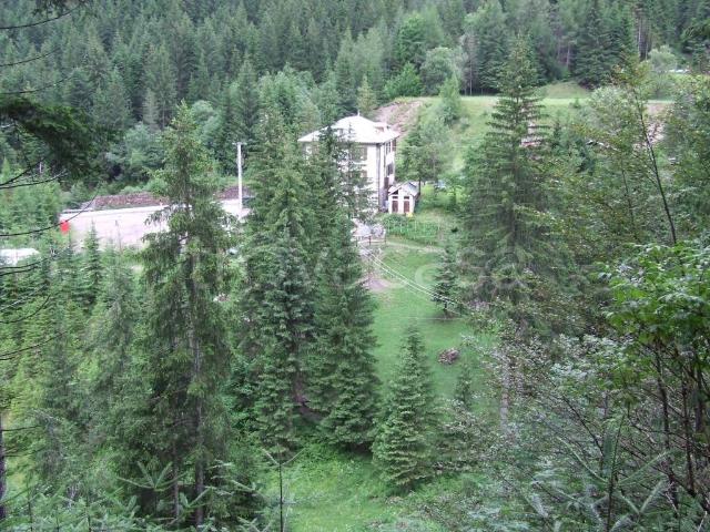Villa Indipendente in vendita a Fondi, Schilpario