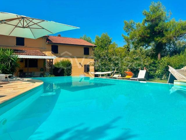 Villa Indipendente in vendita a Case Calò, Senigallia
