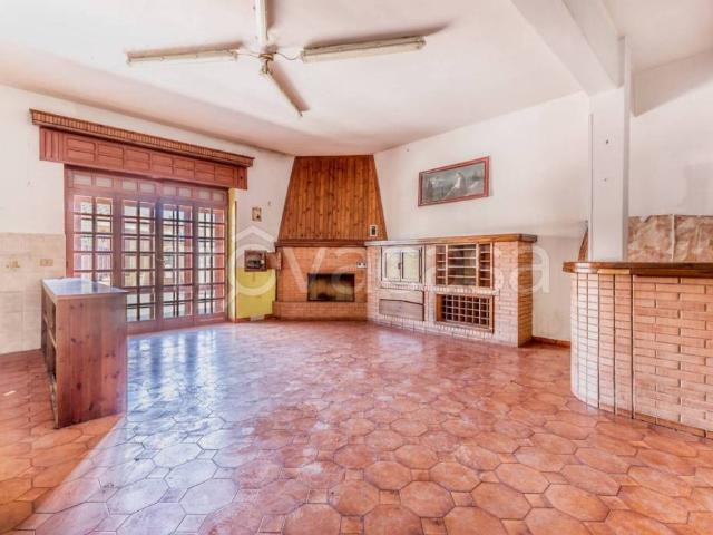 Villa Indipendente in vendita a Pontenuovo, Sermoneta