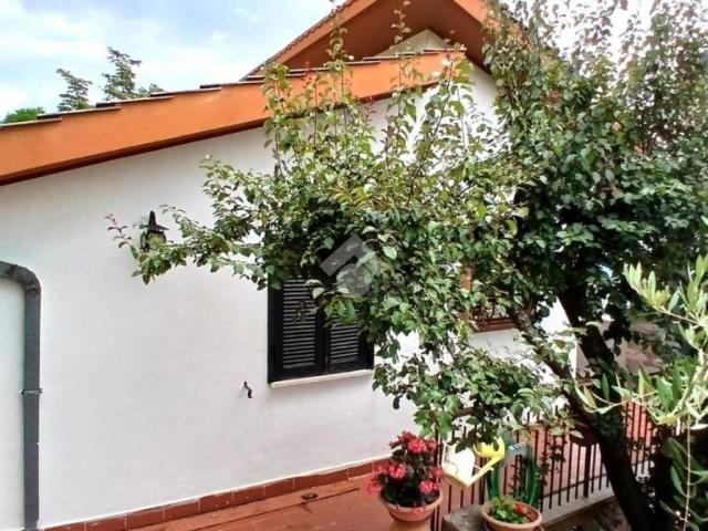 Villa Indipendente in vendita a Serrone, Lazio