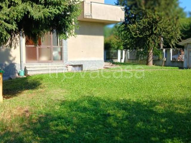 Villa Indipendente in vendita a Altopiano di Seveso, Seveso