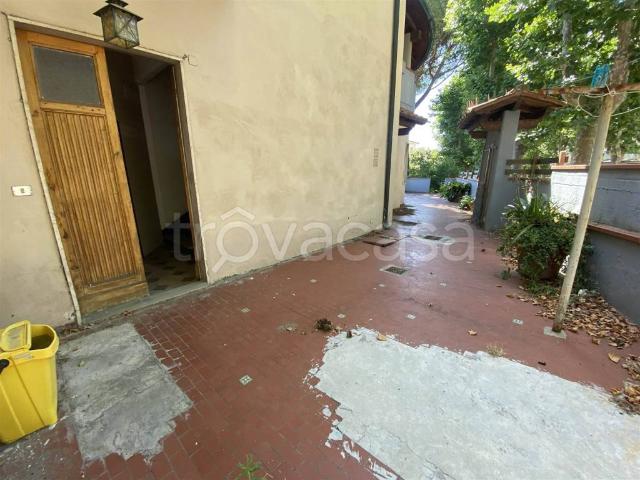 Villa Indipendente in vendita a Signa, Toscana