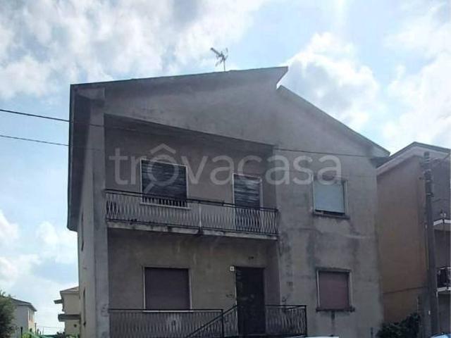 Villa Indipendente in vendita a Solaro, Lombardia