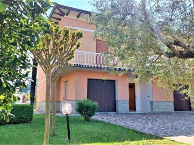 Villa Indipendente in vendita a Spello, Perugia