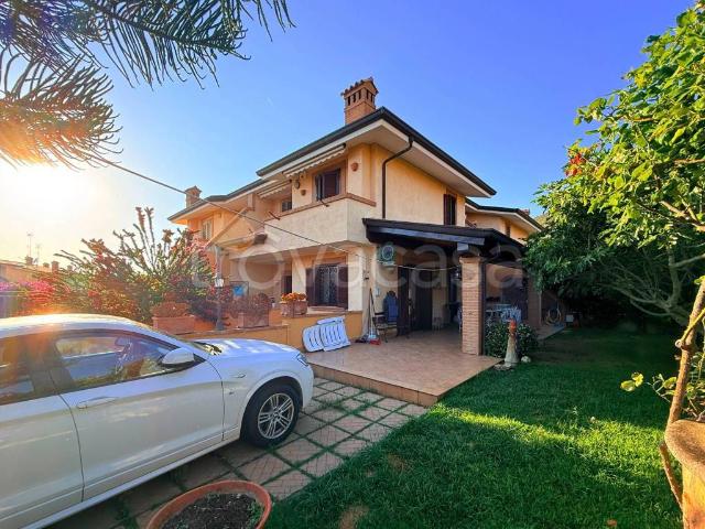 Villa Indipendente in vendita a Sperlonga, Lazio
