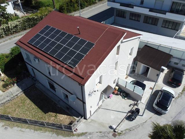 Villa Indipendente in vendita a Villa Raspa, Spoltore
