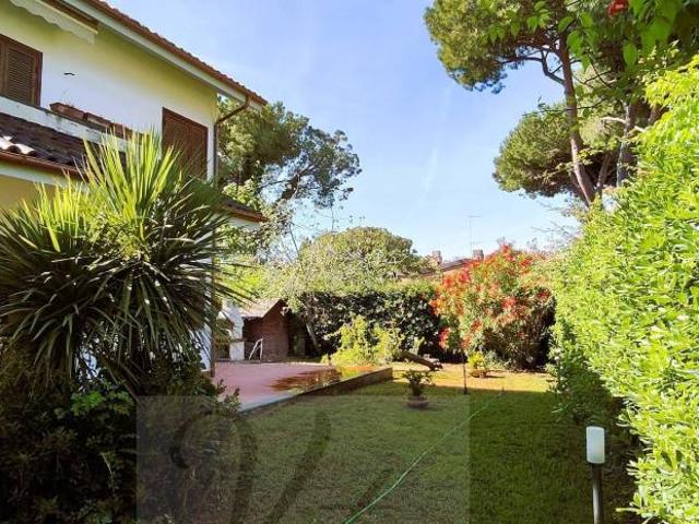 Villa Indipendente in vendita a Tarquinia, Lazio