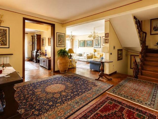 Villa Indipendente in vendita a Terni, Umbria