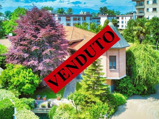 Villa Indipendente in vendita a Circoscrizione 4, Piemonte