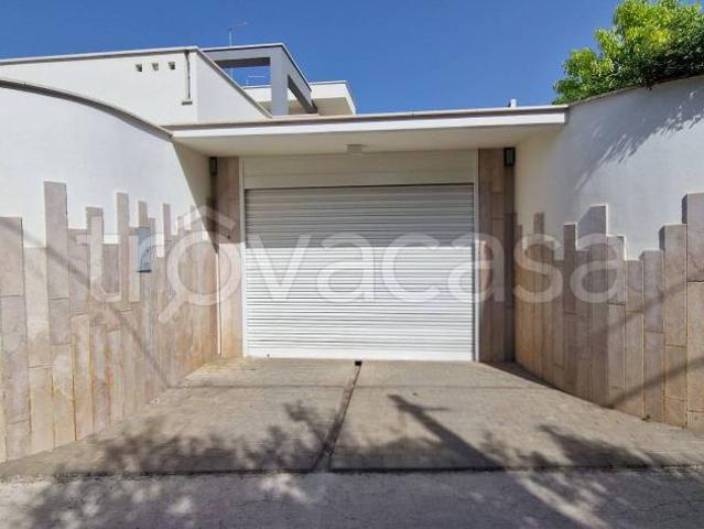 Villa Indipendente in vendita a Puglia, Barletta-andria-trani