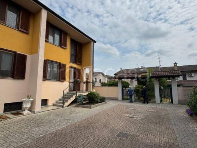 Villa Indipendente in vendita a Tribiano, Lombardia