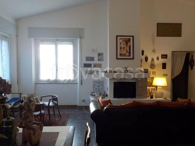 Villa Indipendente in vendita a Ricciano, Uzzano E Castello