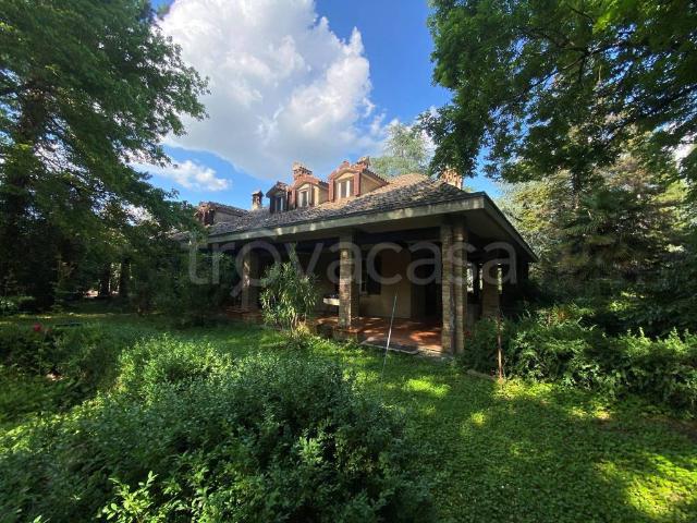 Villa Indipendente in vendita a Unione dei comuni Valli del Reno, Lavino e Samoggia, Montebudello
