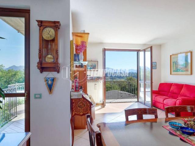 Villa Schiera in vendita a Bustecche, Varese