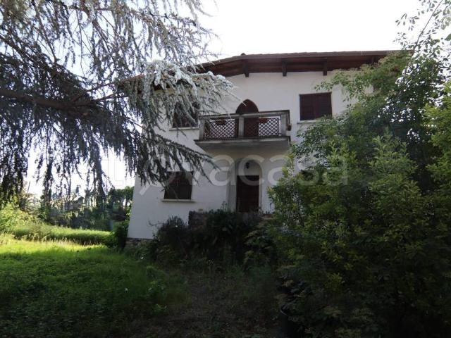 Villa Indipendente in vendita a Perseghét, Vedano Olona