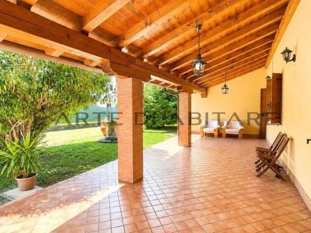 Villa Indipendente in vendita a Chirignago-Zelarino, Venezia
