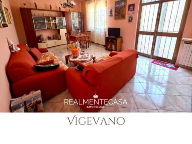 Villa Indipendente in vendita a Fogliano, Vigevano