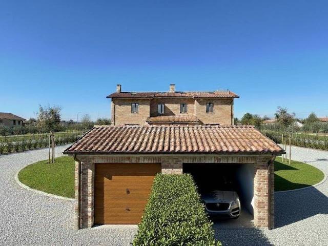 Villa Indipendente in vendita a Villa Estense, Veneto