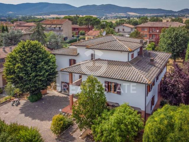 Villa Indipendente in vendita a Magione, Umbria